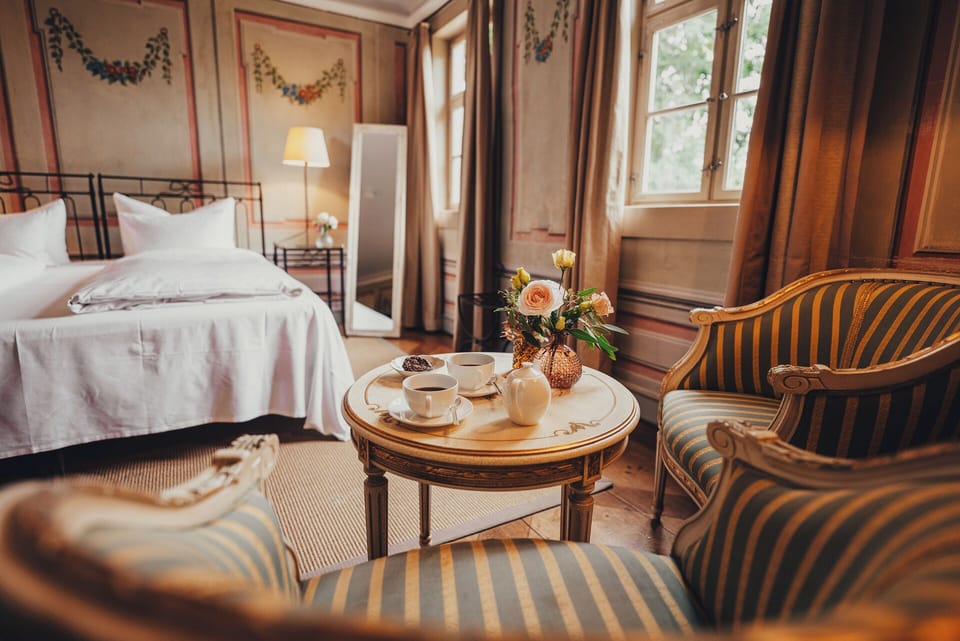 Weinzauber Double Room | Hypo-allergenic bedding, in-room safe, individually decorated