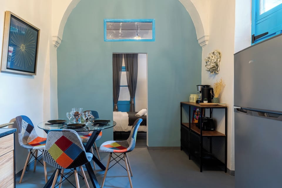 House, City View, Garden Area | Dining room
