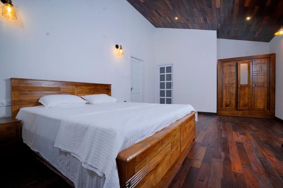Family Villa, Balcony, River View | 3 bedrooms, desk, laptop workspace, blackout drapes