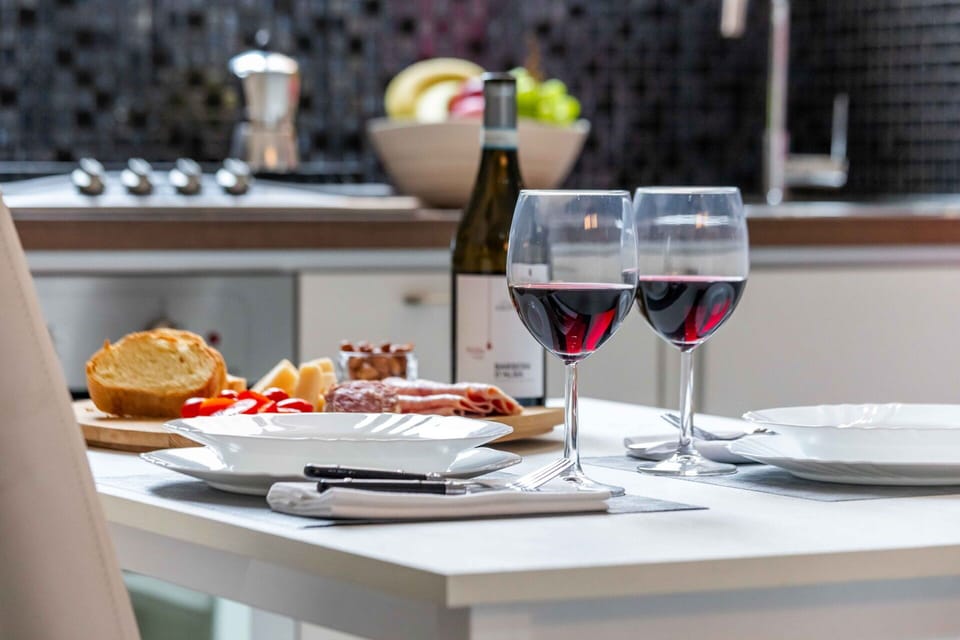Food, Tableware, Serveware, Drinkware, Dishware, Table, Ingredient, Fruit, Wine Glass, Plate
