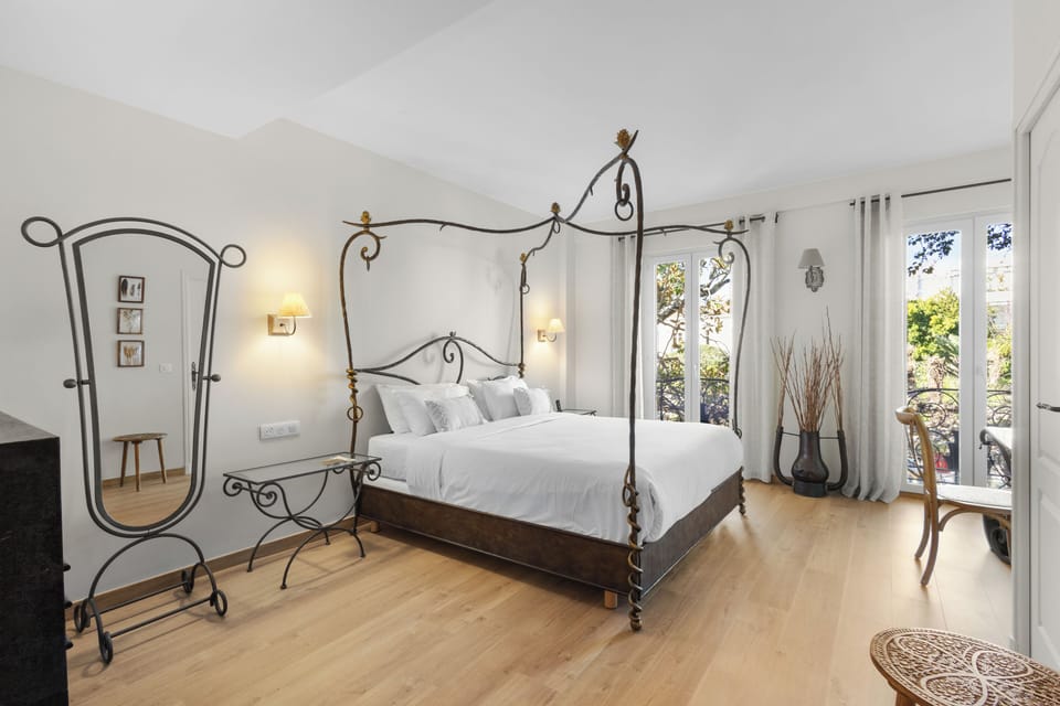 Superior Room | Premium bedding, free minibar, in-room safe, individually decorated