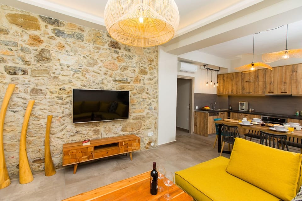 House, Smoking | 2 bedrooms
