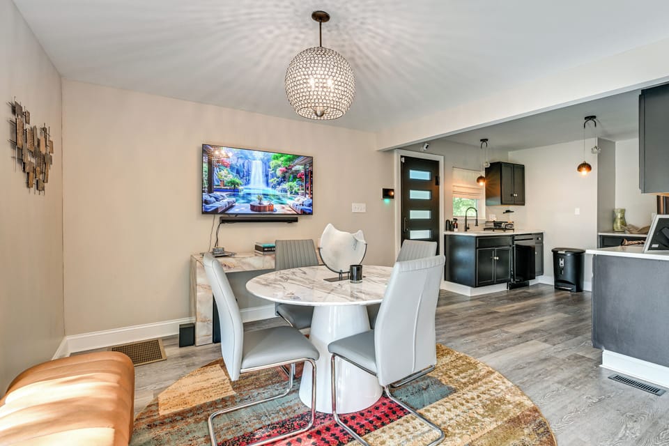 House (3 Bedrooms) | Interior