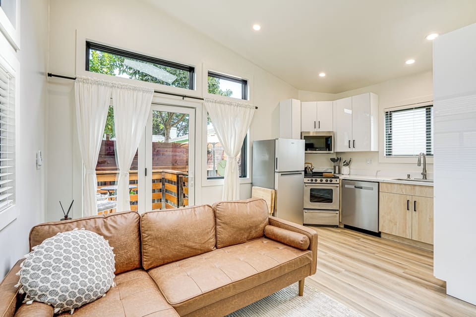 Apartment (1 Bedroom) | Interior