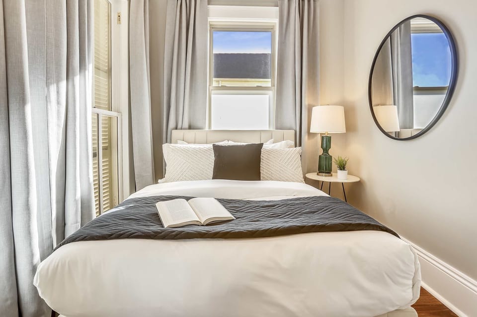 Bedroom One | Full Bed | First Floor