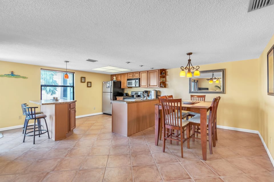 Kitchen/Dining