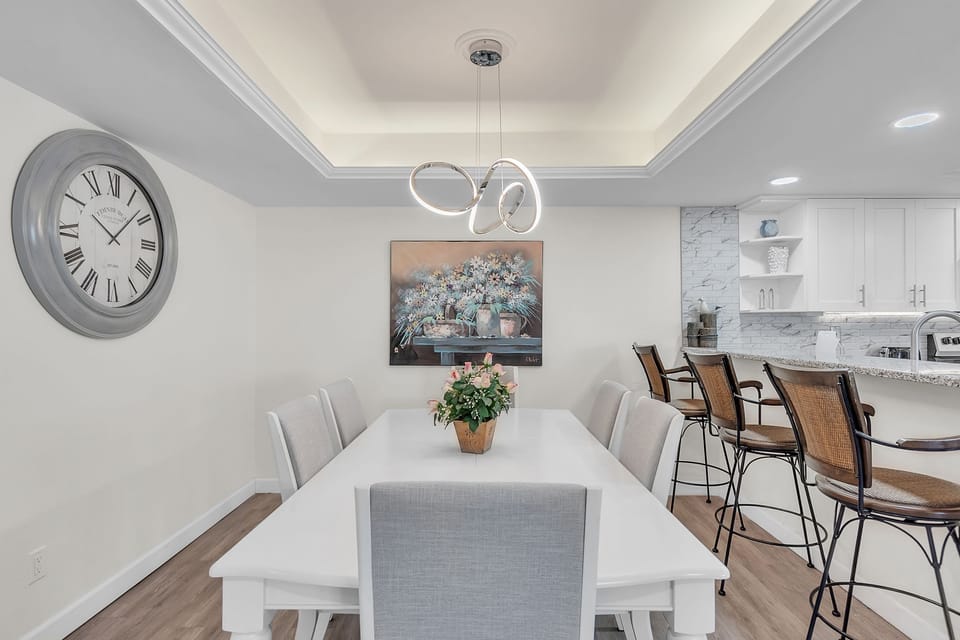 Dining Table for 6