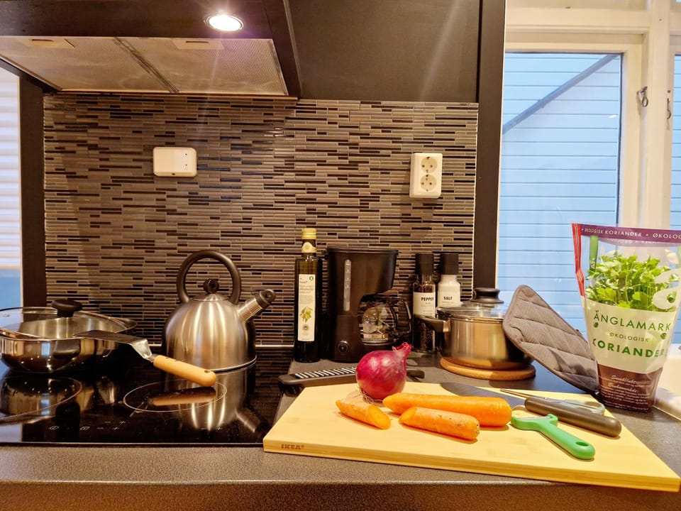 The kitchen comes fully equipped so you can make delicious home cooked meals. 