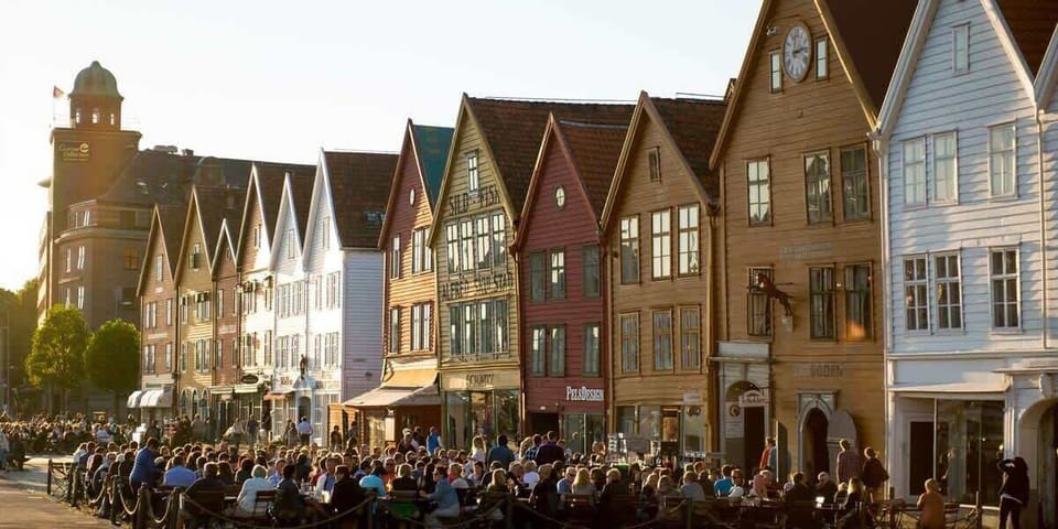Bryggen.
Foto by Sverre Hjørnevik