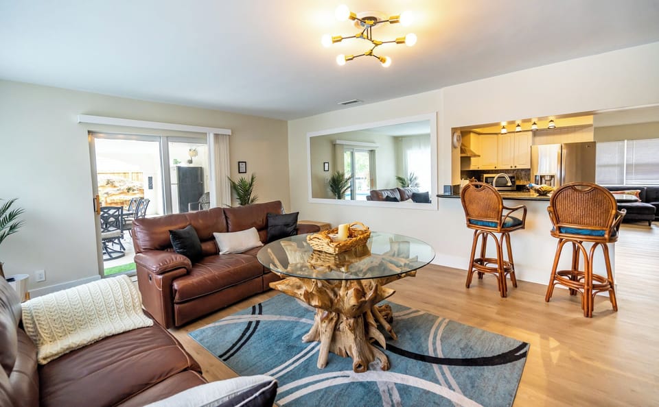 Family Villa, Canal View | Living area
