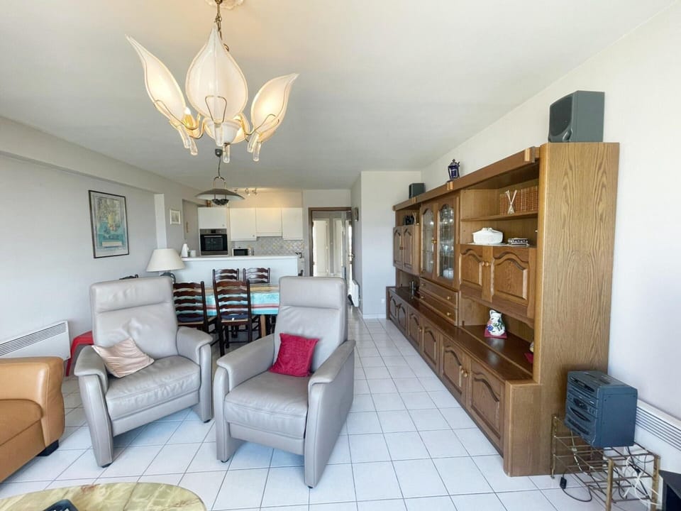 Apartment | Living room