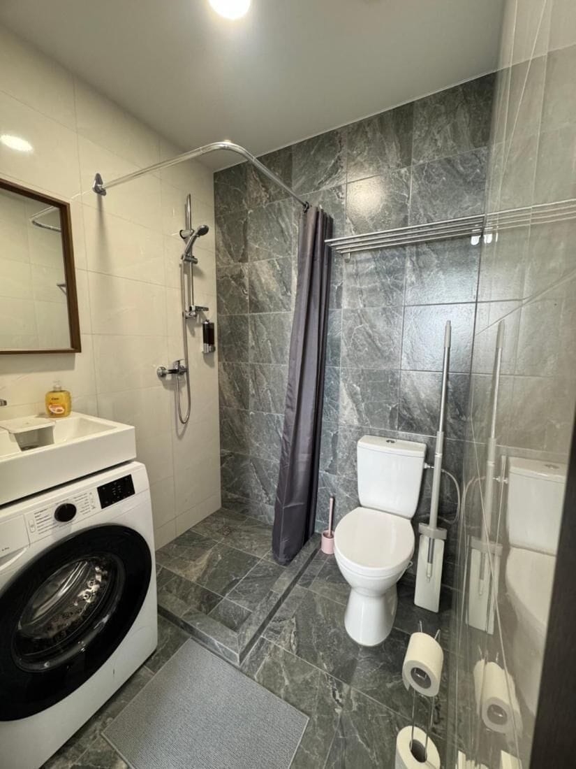 Room, 1 Bedroom, Smoking | Bathroom