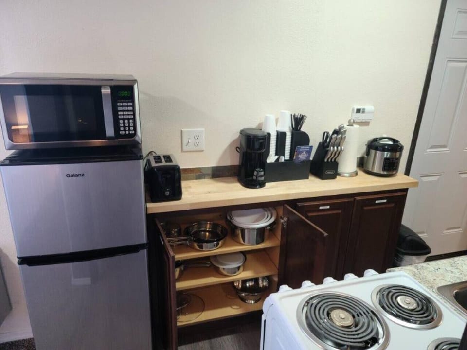 Kitchenette