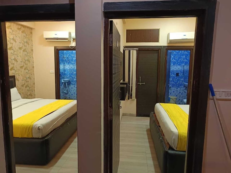 Classic Double Room, City View | Desk, laptop workspace, WiFi (free)