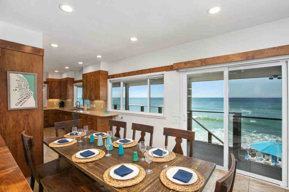 Oceanfront rental in Oceanside California, Beachfront vacation rental, Oceanside beach house, Nearby  beach access nearby, Private sandy backyard, Fire pit on the beach, No street between house and ocean, Walk to Oceanside Pier, Walk to restaurants and co