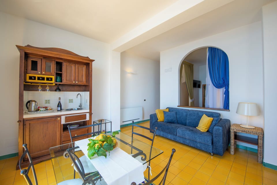 Deluxe Double Room, Sea View | Premium bedding, down comforters, minibar, in-room safe