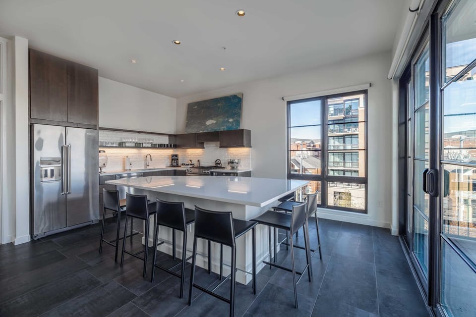 Studio (6 Bedrooms) | Interior