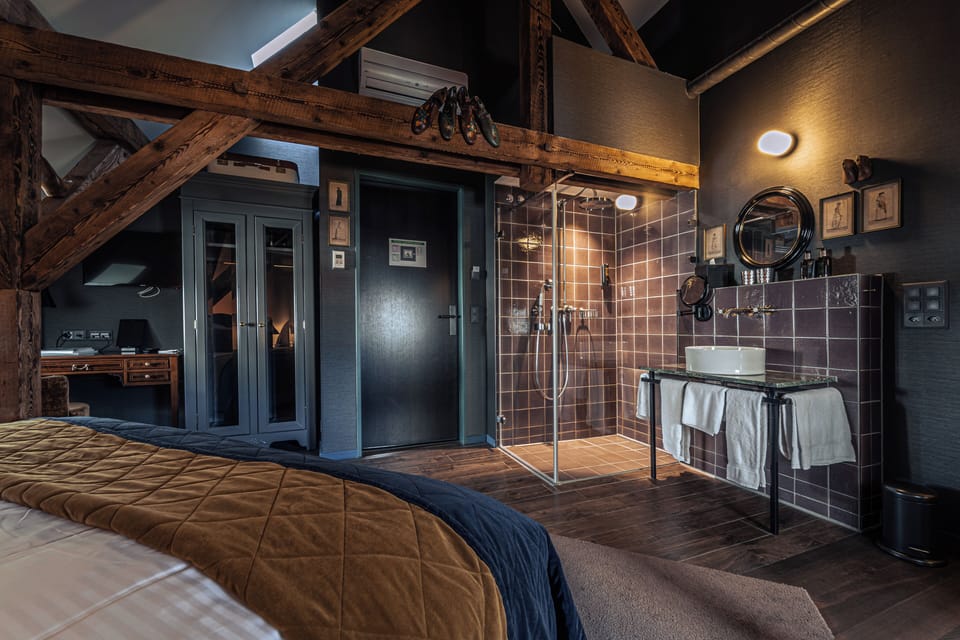 Studio Suite | Desk, laptop workspace, rollaway beds, free WiFi