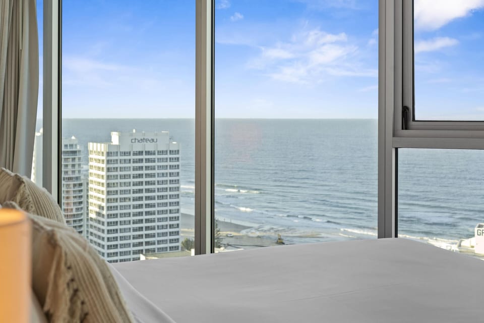 Bedroom 2 - 1 х Double bed (with amazing ocean view)