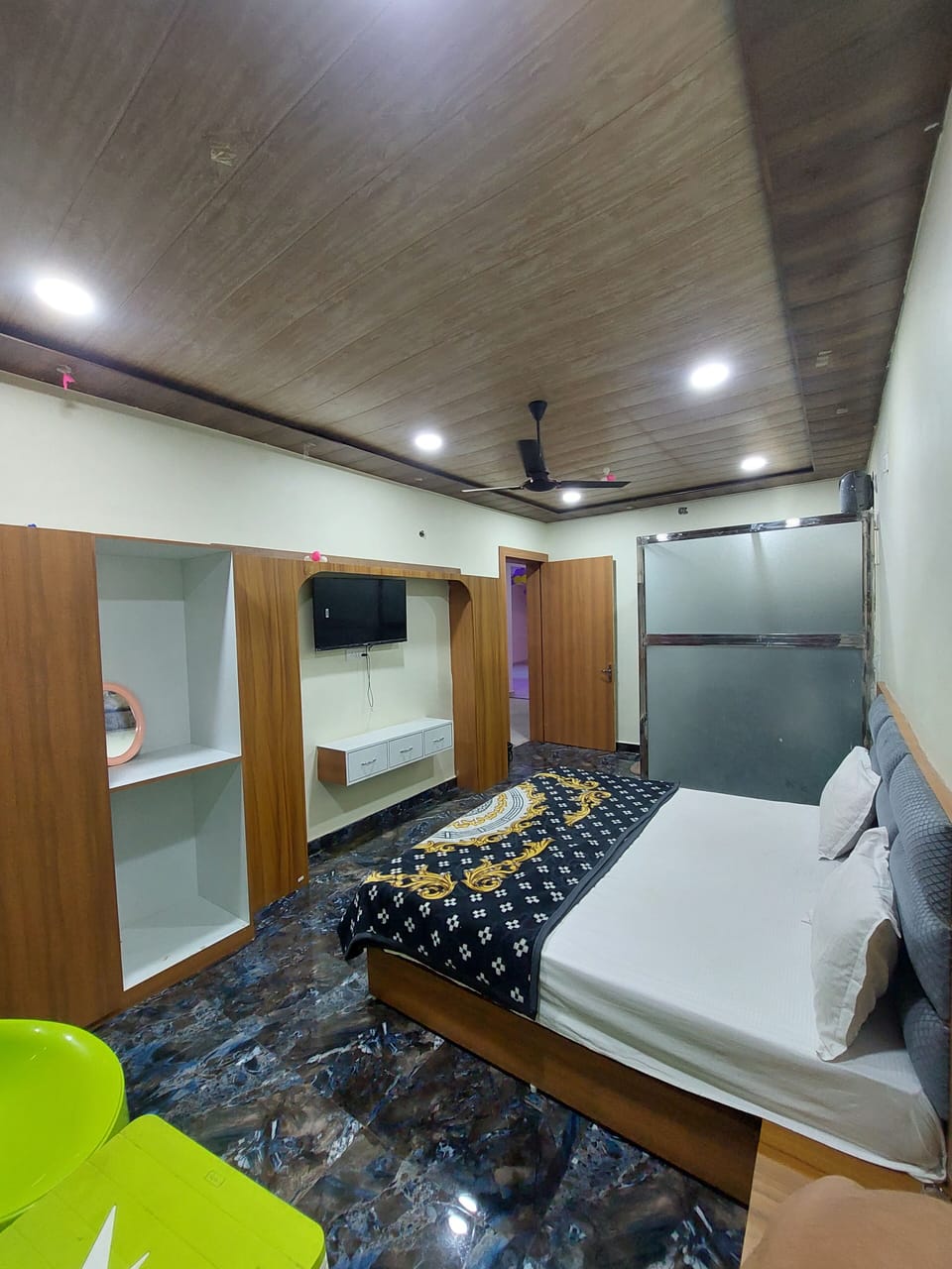 Executive Double Room, City View | Laptop workspace, free WiFi