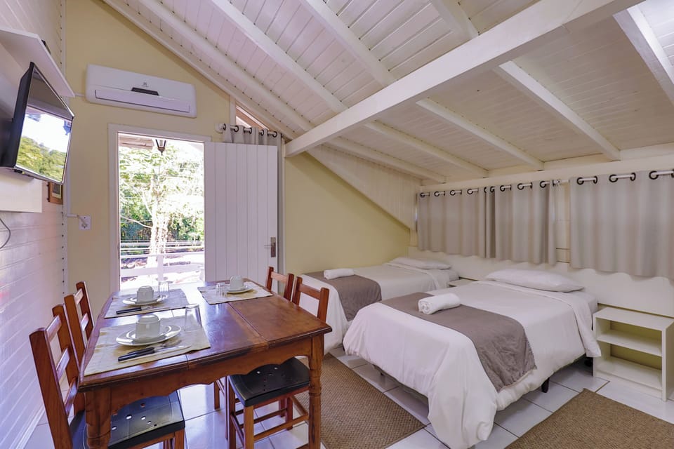 Family Loft | Free WiFi, bed sheets