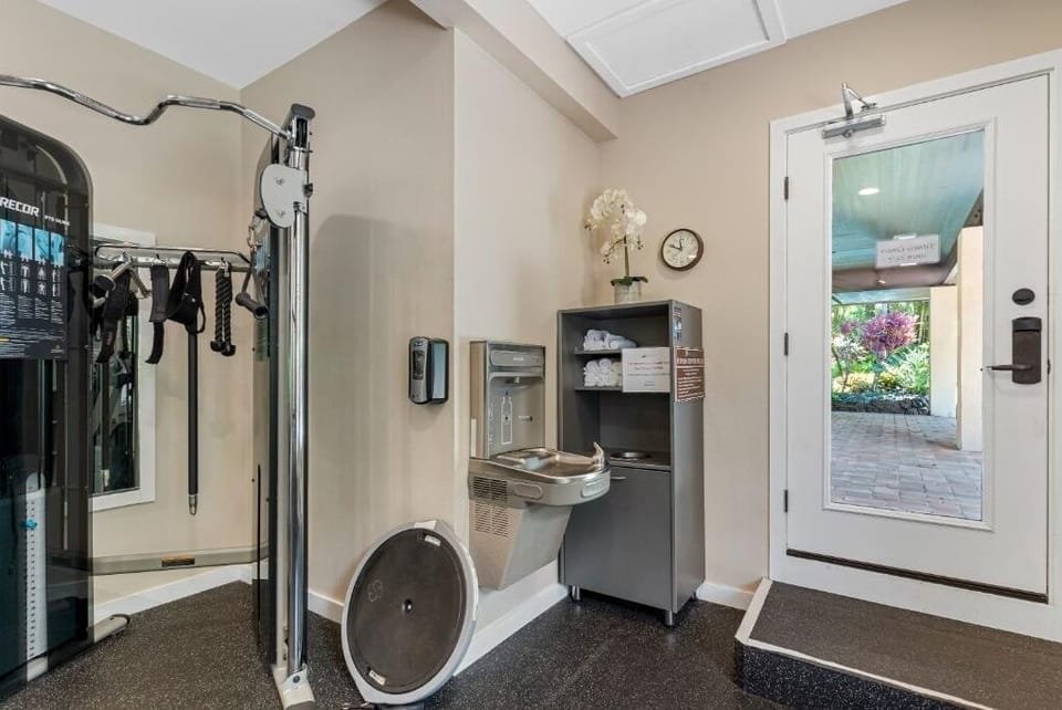 Condo, 3 Bedrooms | Interior