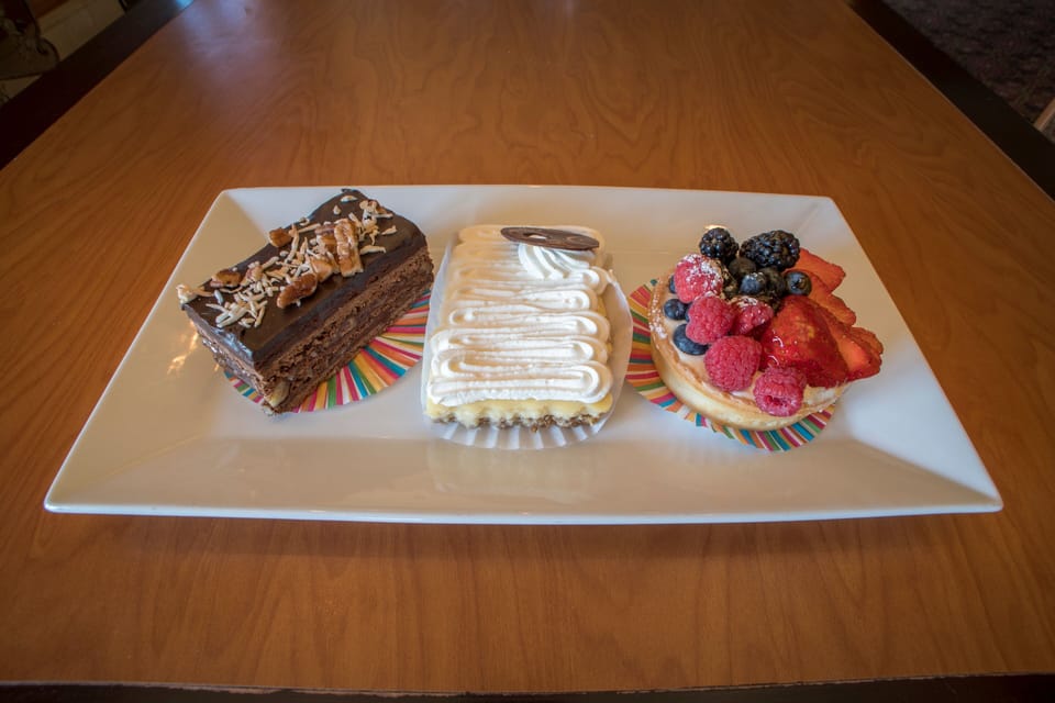 Villa, 2 Bedrooms | Food and drink