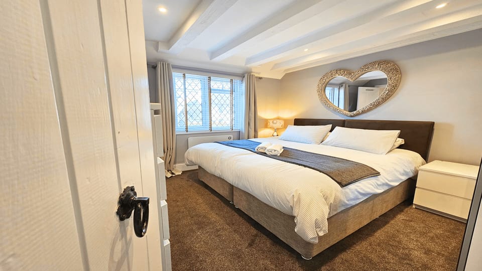 Cottage (2 Bedrooms) | Interior