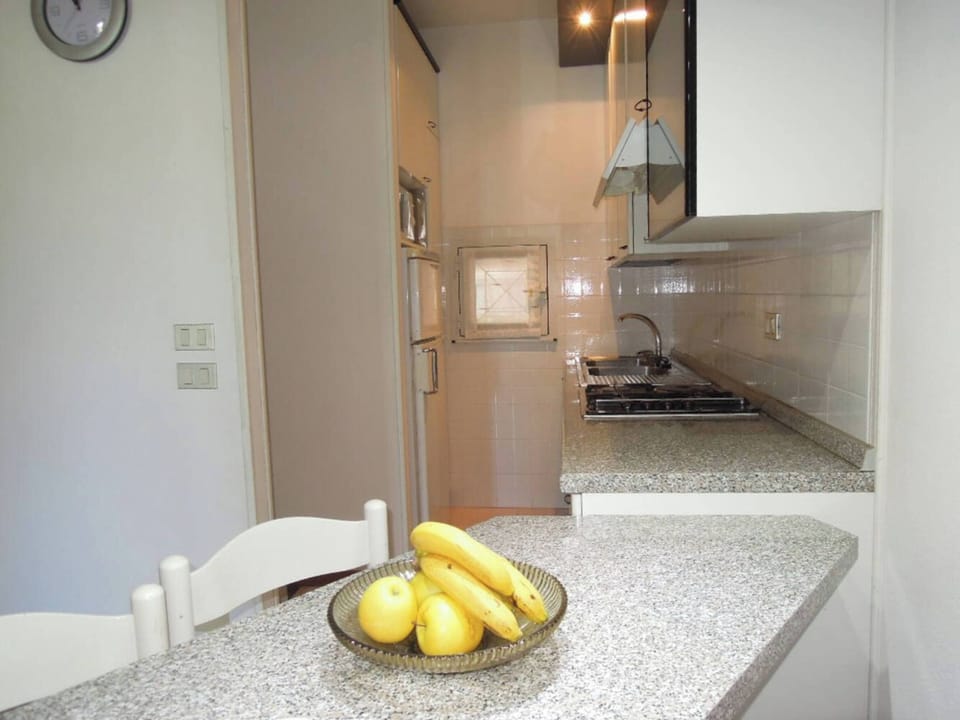 Apartment, 3 Bedrooms, Patio, Garden View | Interior