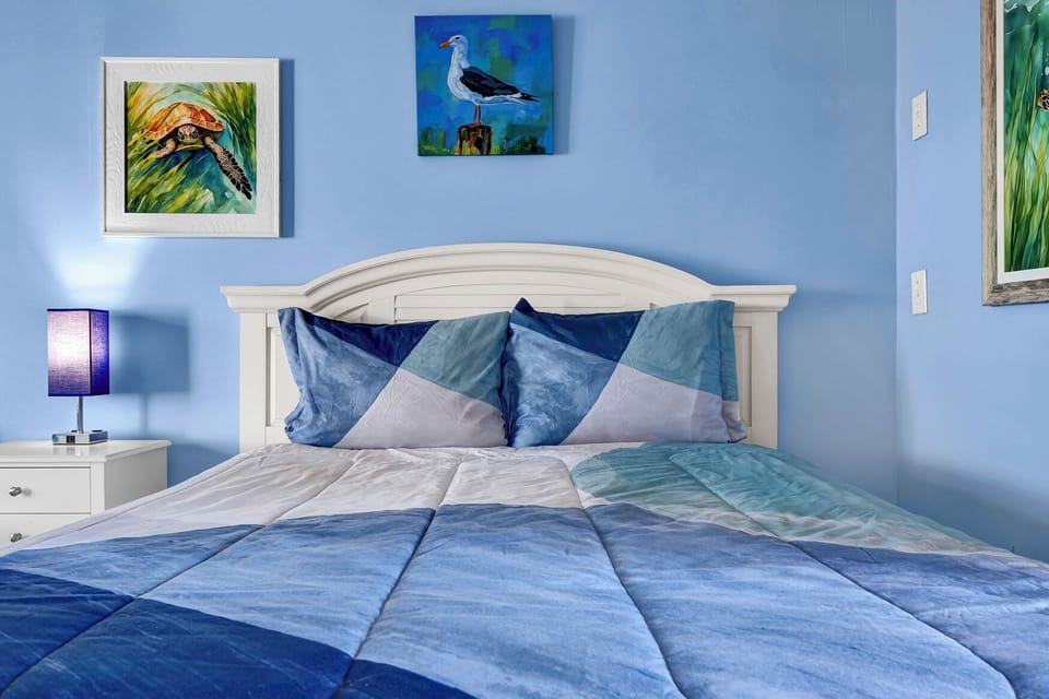Queen Bed