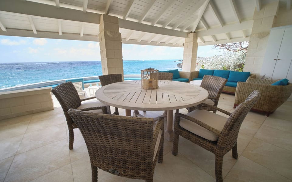 Villa, 4 Bedrooms, Smoking, Terrace | Dining room