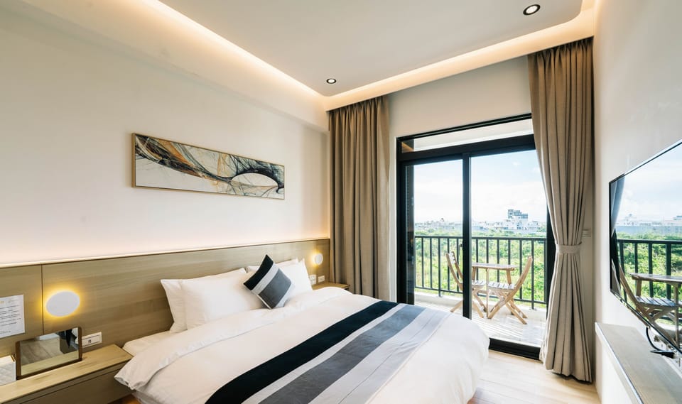 Elite Double Room, Balcony, Ocean View | Premium bedding, down comforters, in-room safe, blackout drapes
