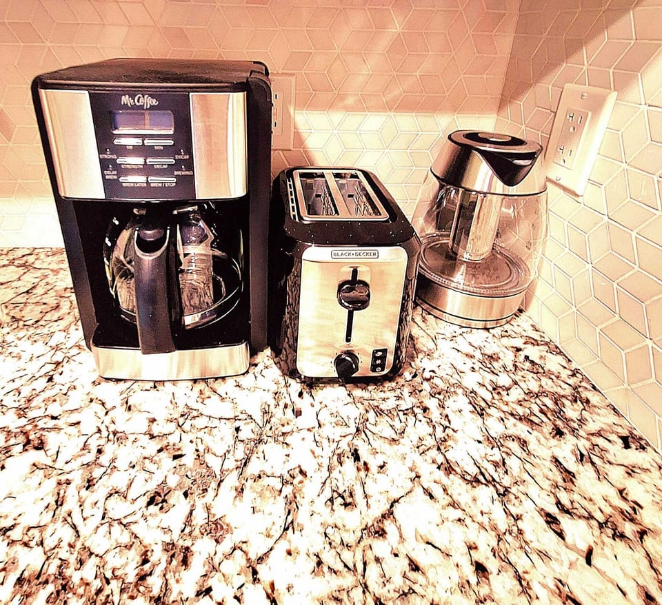 Coffee Maker, Toaster and Electric Kettle