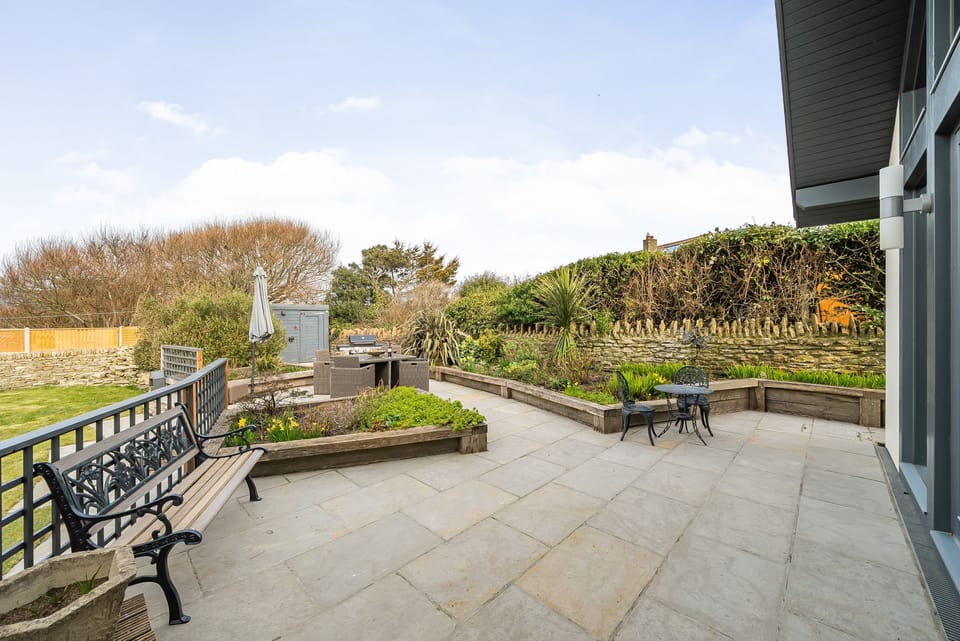 All Ways, Burton Bradstock: Plenty of space for all the family in the large garden