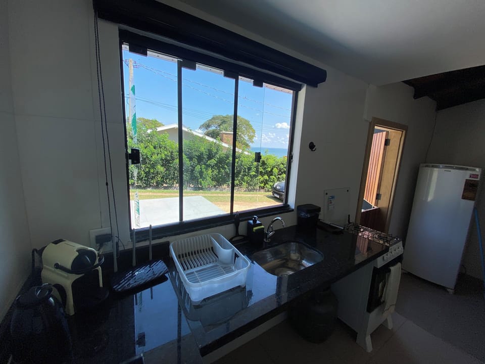 Classic House, Lanai, Lake View | Private kitchen | Full-size fridge, microwave, stovetop, cookware/dishes/utensils