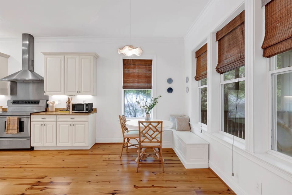 Main Floor | Giant chef’s kitchen is wide open