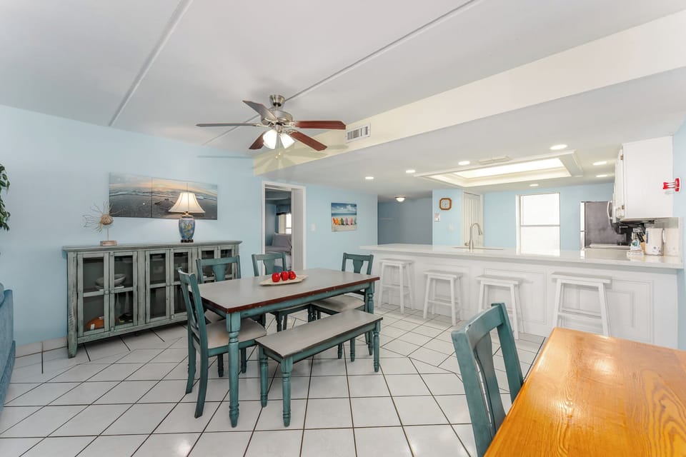 You and your crew will enjoy dining seating for 6 on game nights or while you catch up during dinner.