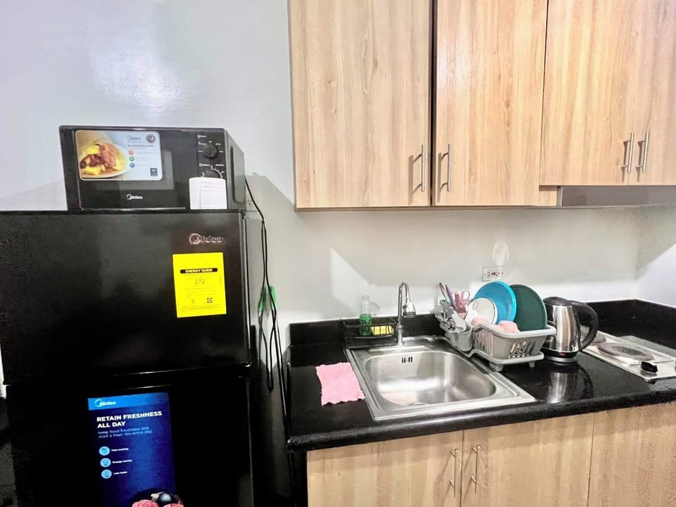 Apartment, City View | Private kitchen
