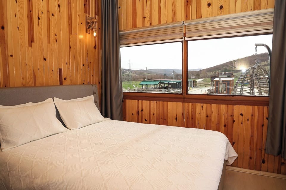 Family Apartment | Egyptian cotton sheets, premium bedding, down comforters