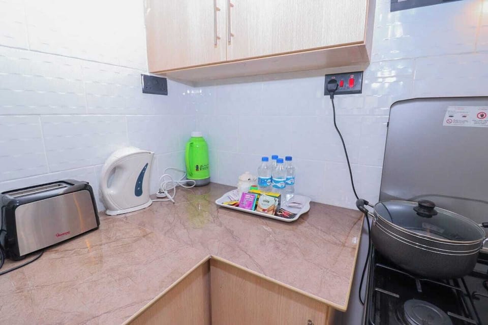 Family Apartment, Balcony, Garden View | Private kitchen