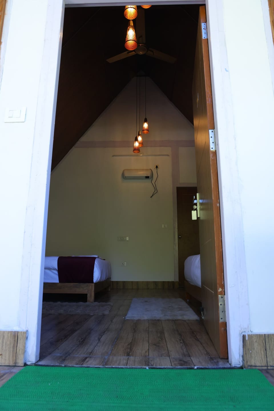 Luxury Quadruple Room, Balcony, River View | Premium bedding, desk, soundproofing, bed sheets