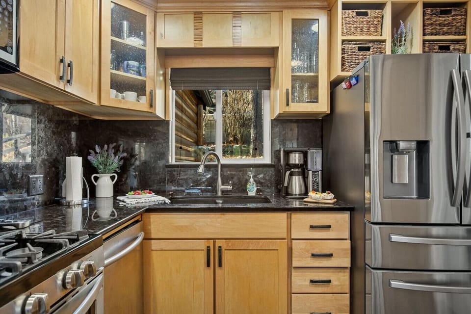 You`ll have all the essentials for cooking, from pots and pans to appliances.