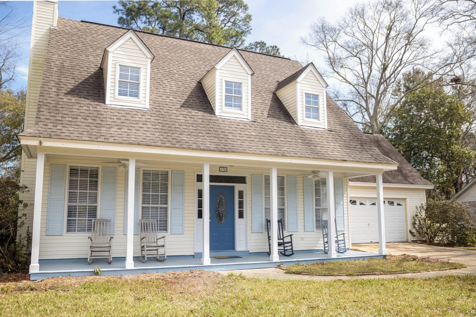 Booth Circle Retreat - near Downtown Ocean Springs & beaches! 