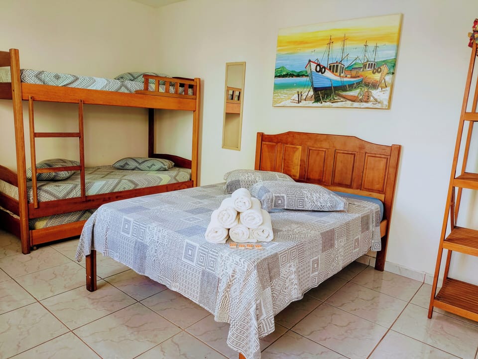Family Room | Free WiFi
