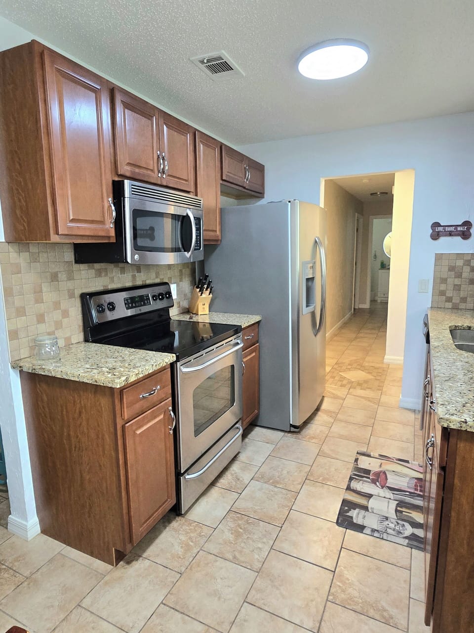 Full service kitchen