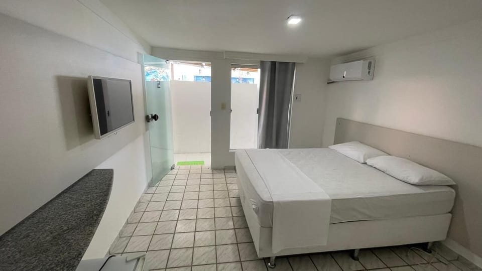 Standard Twin Room, 1 Double Bed, Private Bathroom, Beachfront | Laptop workspace, blackout drapes, iron/ironing board, free WiFi