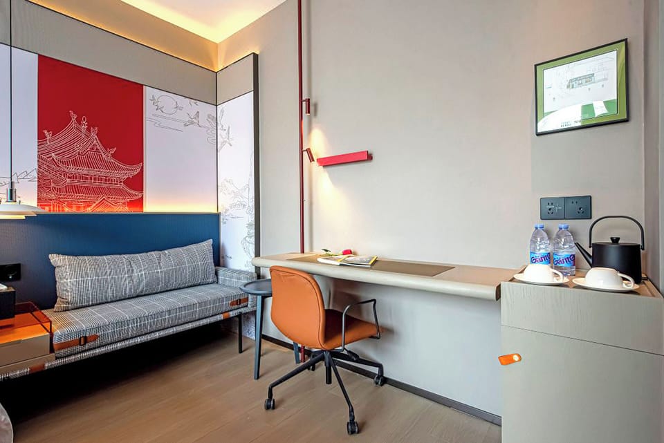 Business Double Room | Egyptian cotton sheets, premium bedding, down comforters, pillowtop beds