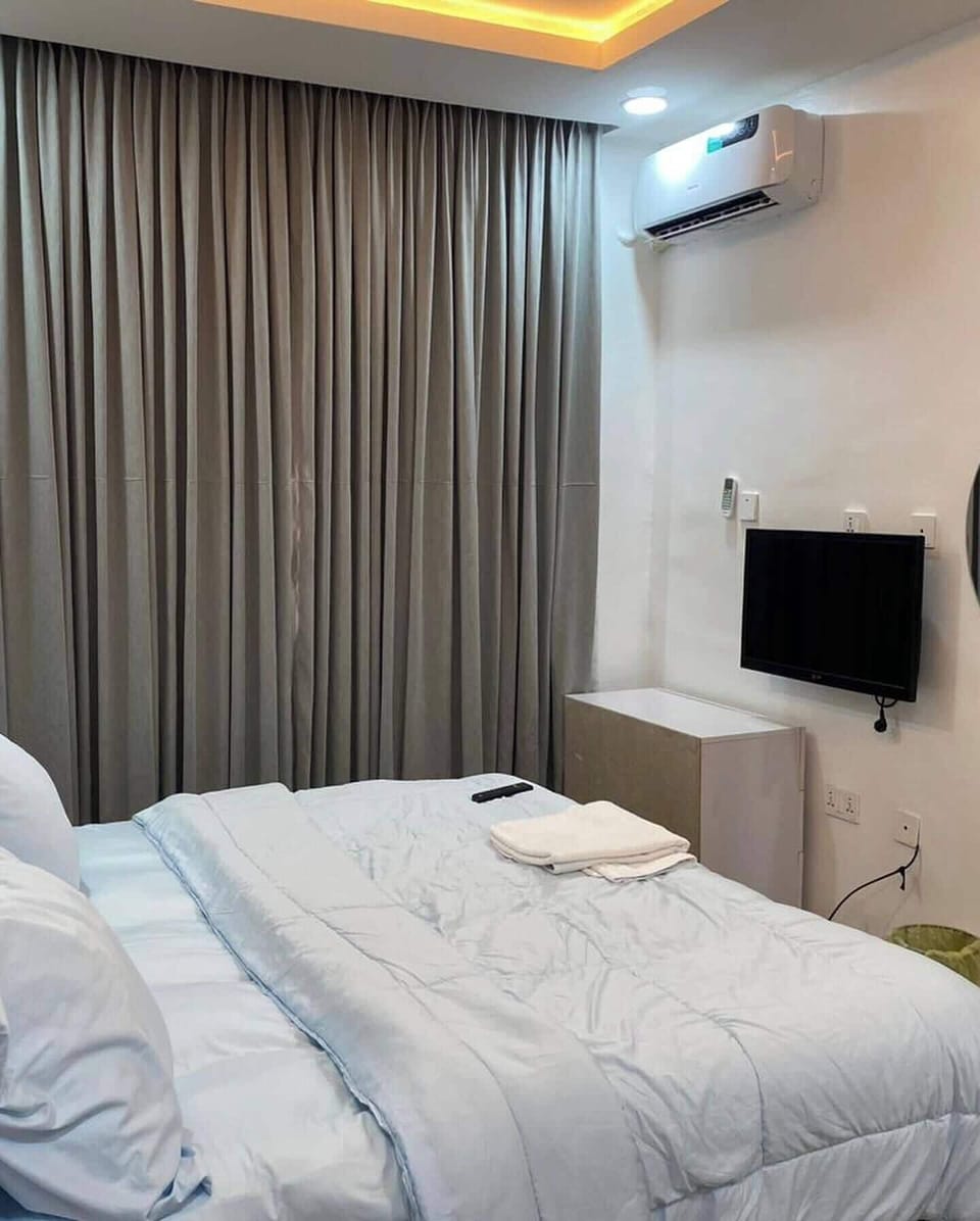 Economy Apartment, Balcony, City View | 1 bedroom, desk, laptop workspace, blackout drapes