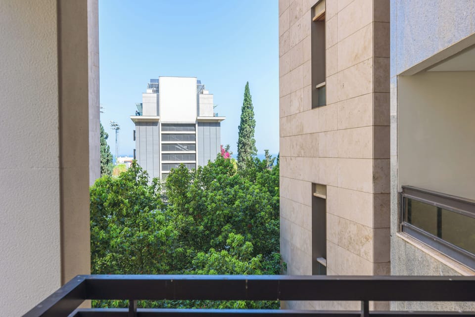 Apartment, 3 Bedrooms, Balcony, City View | Balcony