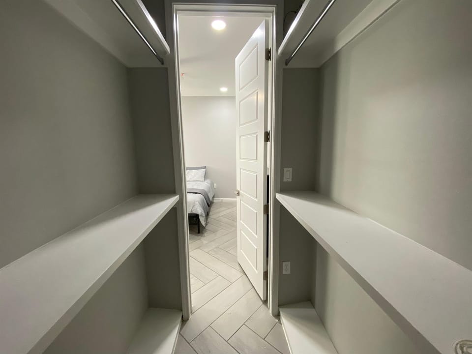 Walk in closet